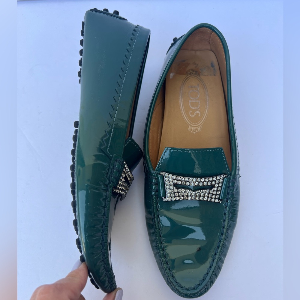 ✨Tod’s loafers Patent Leather with Rhinestone accent size 35 1/2 US 5